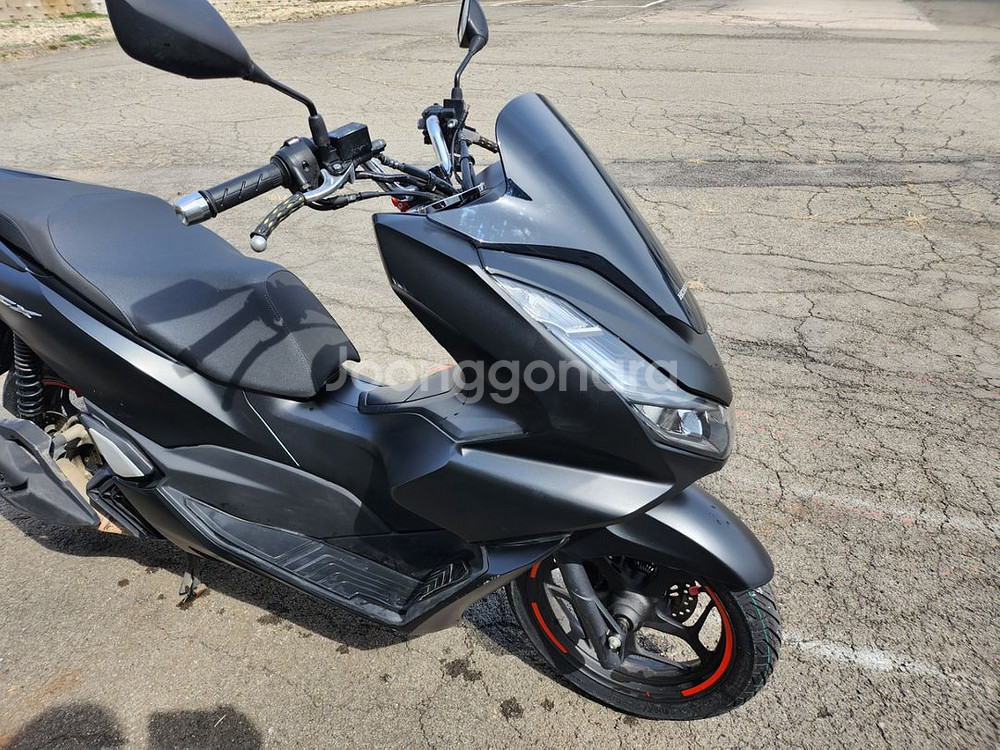 pcx21년식 키로수짧은 중고매물판매합니다--4
