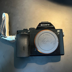 sony a7 (렌즈 미포함)