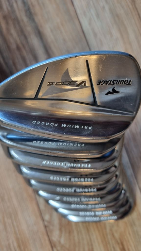 투어스테이지v300 3 경량스틸 9아이언세트--2
