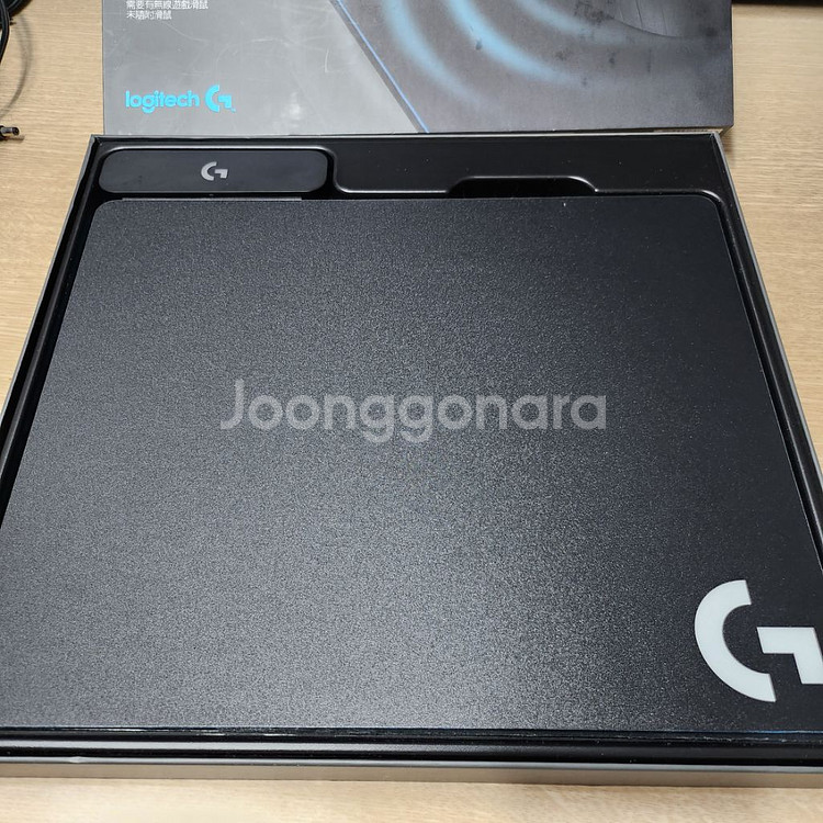 로지텍 파워플레이 마우스패드--1