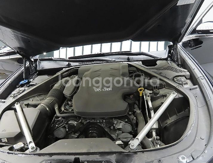지금 중고차 고민한다면? 중고차가격 부담없이신차와 같은--3