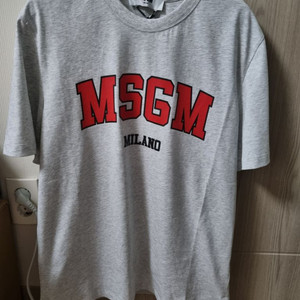(새상품) MSGM 밀라노 로고 티셔츠 M