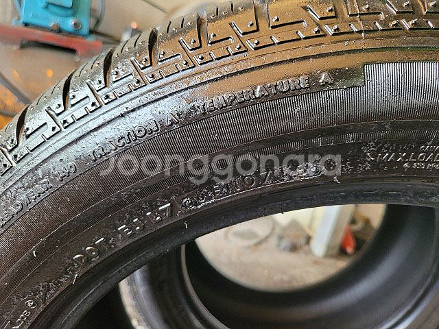 브릿지스톤 타이어 245 50 18 2본 트래드 좋은거--4