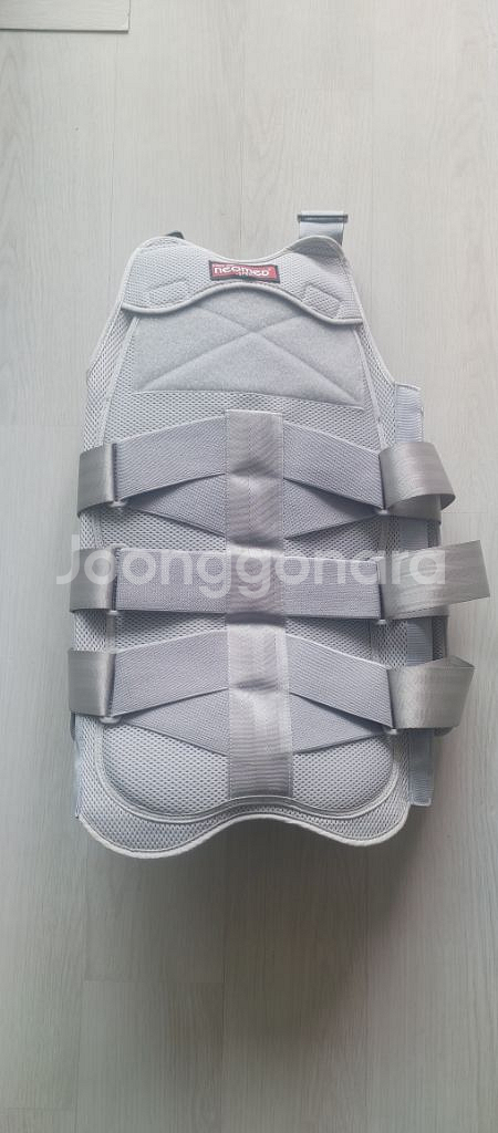 네오메드 허리 보호대--1