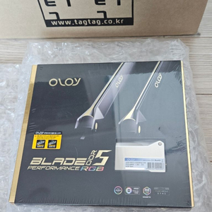 OLOy DDR5-6200 CL36 BLADE RGB