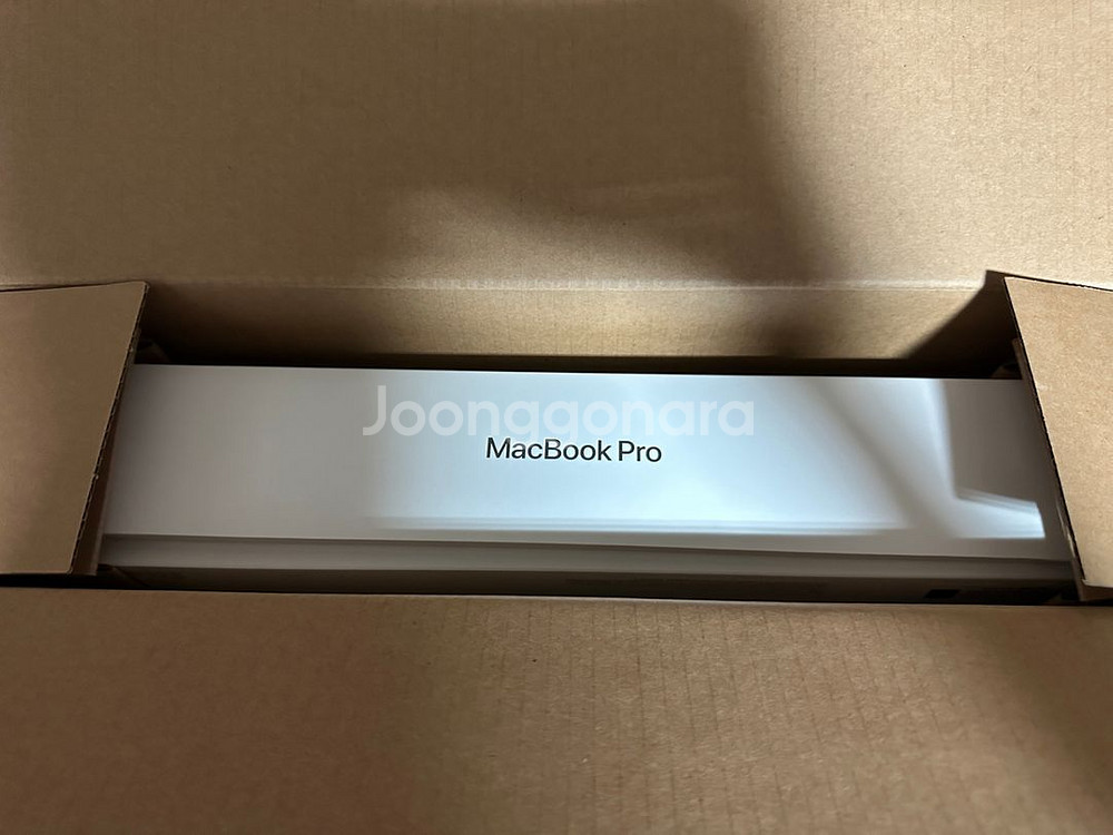 2019 i9 맥북프로 16인치 고급형 판매합니다.--0