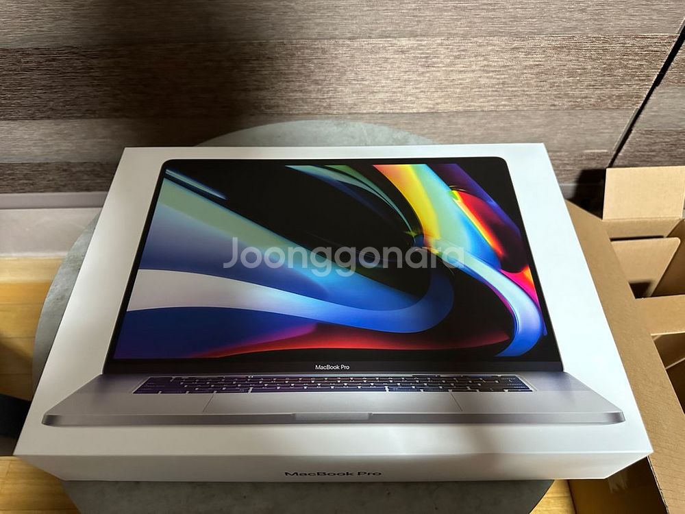 2019 i9 맥북프로 16인치 고급형 판매합니다.--1