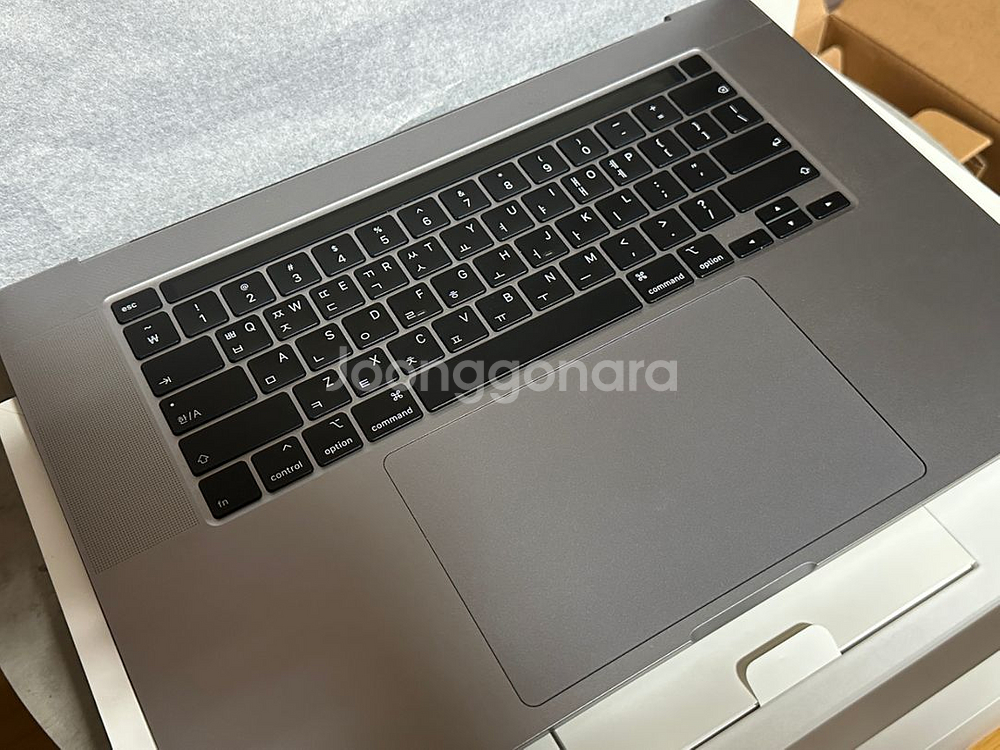 2019 i9 맥북프로 16인치 고급형 판매합니다.--4