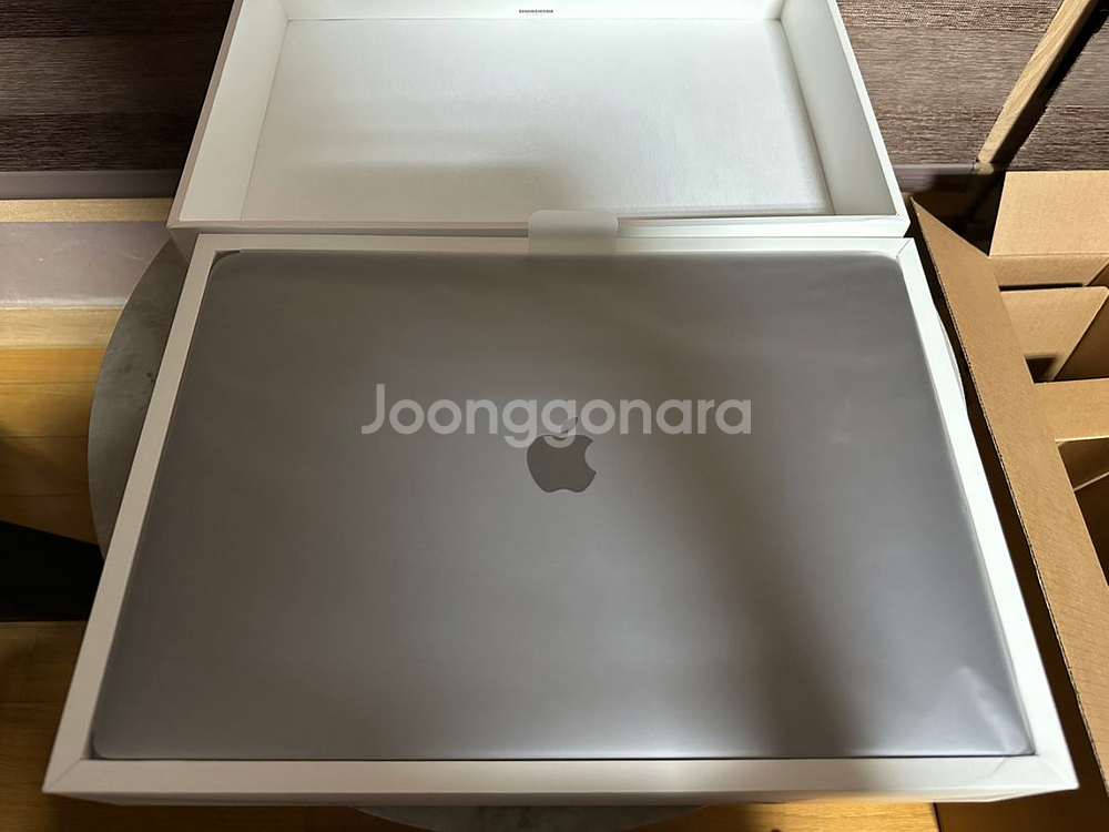 2019 i9 맥북프로 16인치 고급형 판매합니다.--2