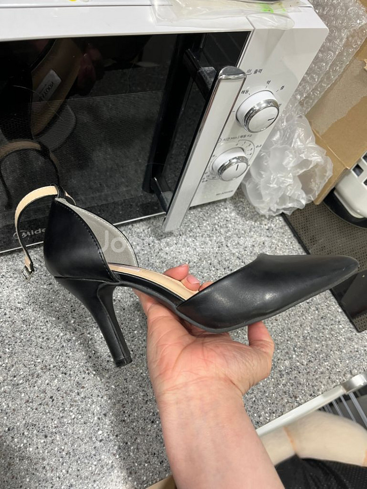 메이윤 제작 스트랩 힐 구두 230 블랙 팝니다--7