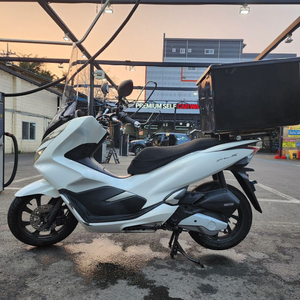 18년식 pcx125 28479km 팝니다