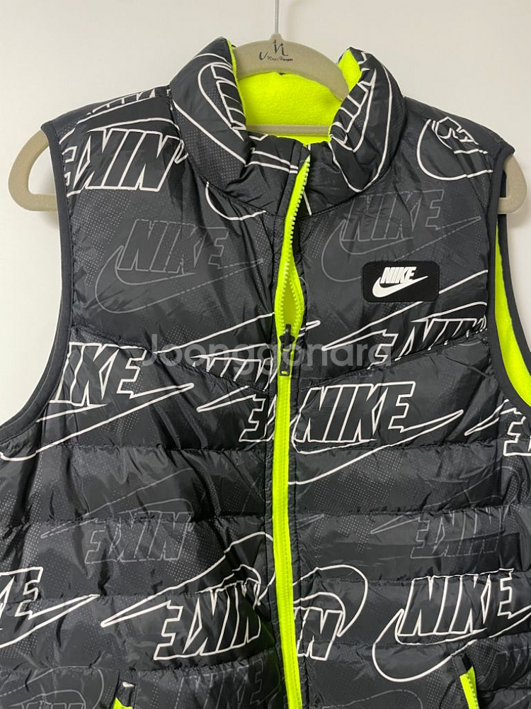 나이키 키즈조끼 XL 사이즈--1