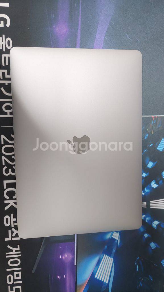 맥북Pro 2020년형 13인치 스페이스 그레이 급처--1