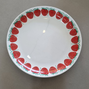 아라비아핀란드 포모나 딸기 접시 19.5cm