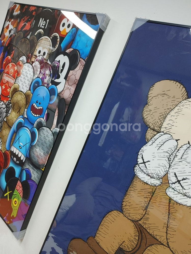 명품 슈프림 구찌 샤넬 카우스 베어브릭 대형 그림 액자--9