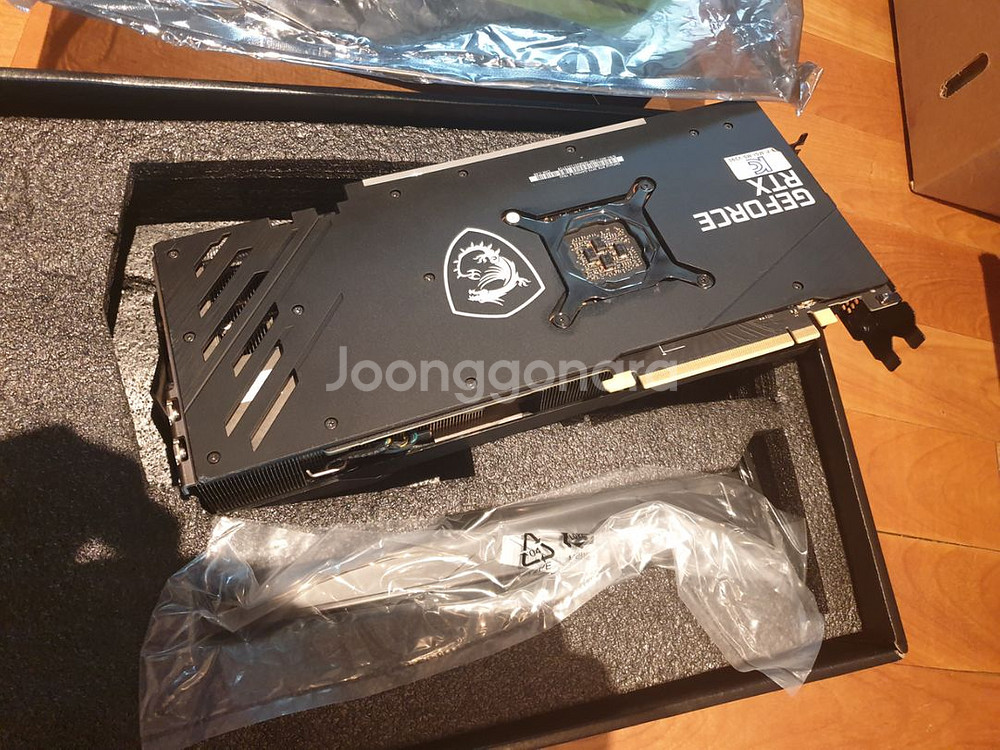 msi rtx3070 게이밍x트리오 팝니다--5