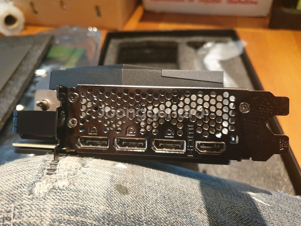 msi rtx3070 게이밍x트리오 팝니다--6
