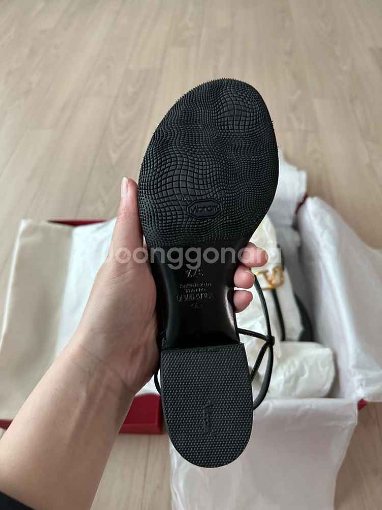 발렌티노 샌들 (새상품)--3