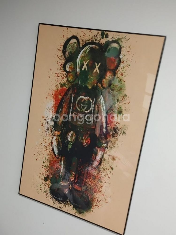 구찌 카우스 베어브릭 피규어 대형 팝아트 그림 액자--5