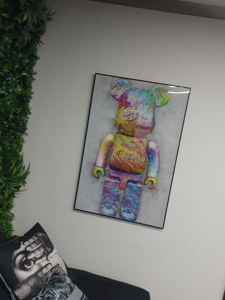 베어브릭 카우스 피규어 대형 곰 그림 액자 인테리어소품--1