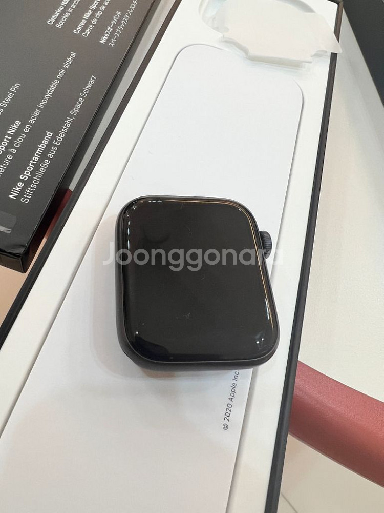 애플워치SE 스그 나이키 셀룰러 44mm 팝니다--5