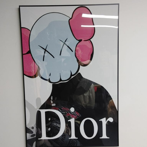 디올 카우스 베어브릭 대형 피규어 그림 액자 콜라보