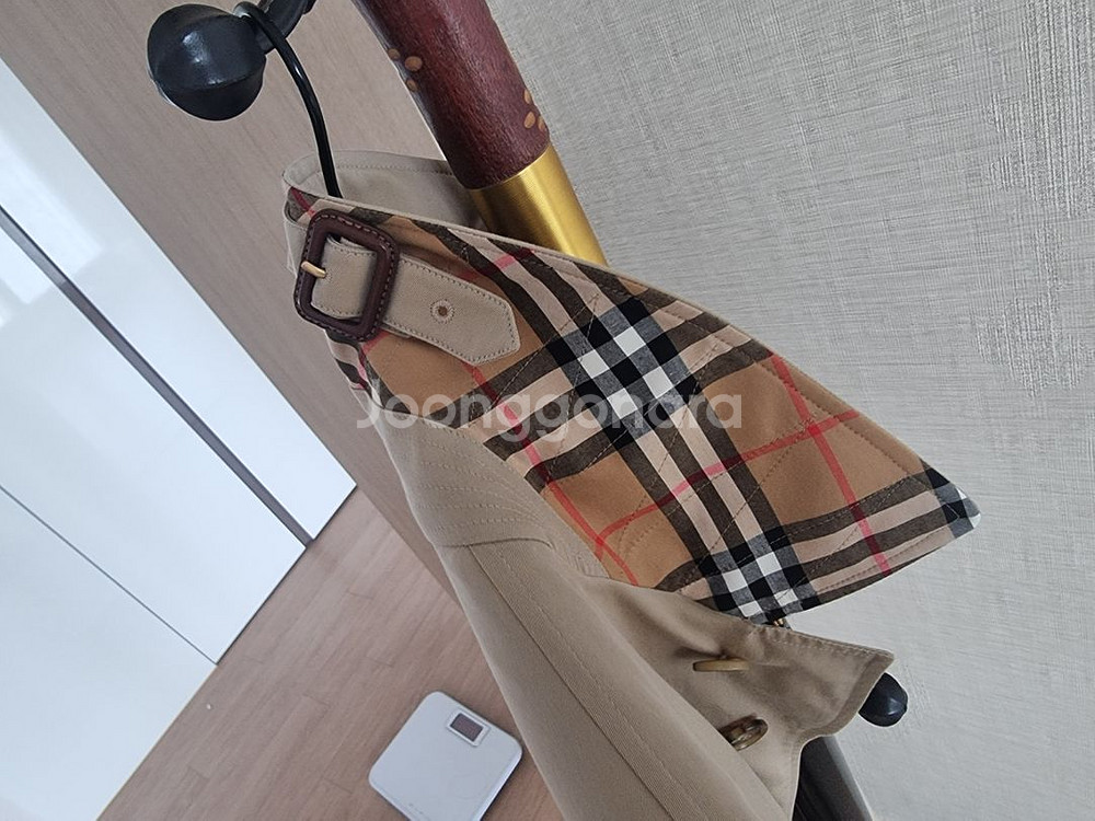 버버리 캠던카코트 판매합니다--4