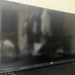 LG 32LH551C TV 모니터 팝니다