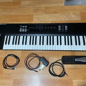 komplete kontrol s61 mk1