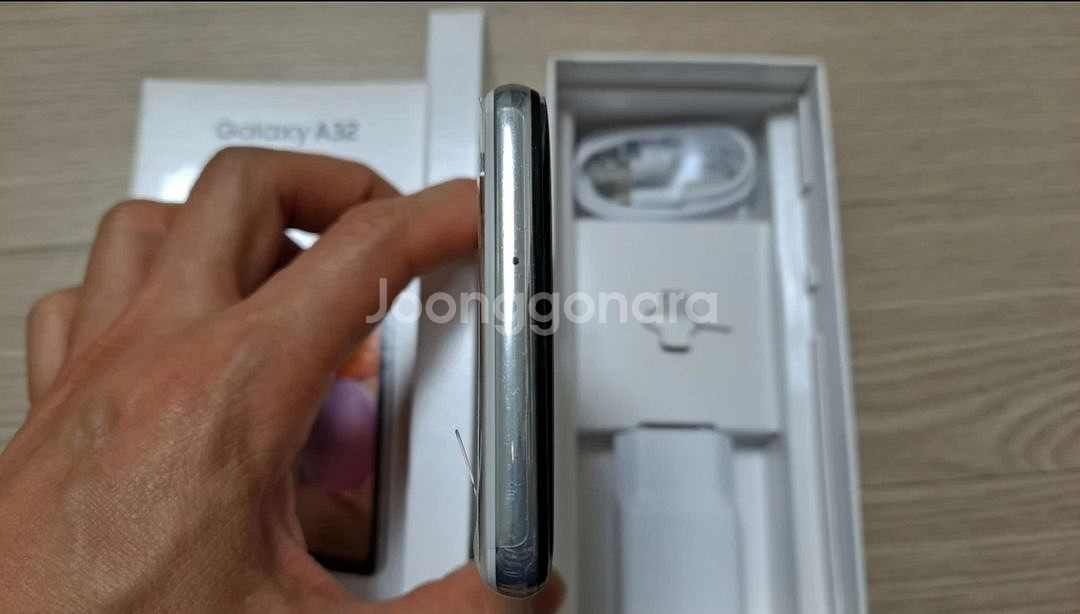 삼성전자 갤럭시 A32 SM-A325 선택약정 효도폰--4