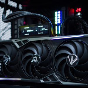 COLORFUL iGMAE RTX 4090 Vulcan