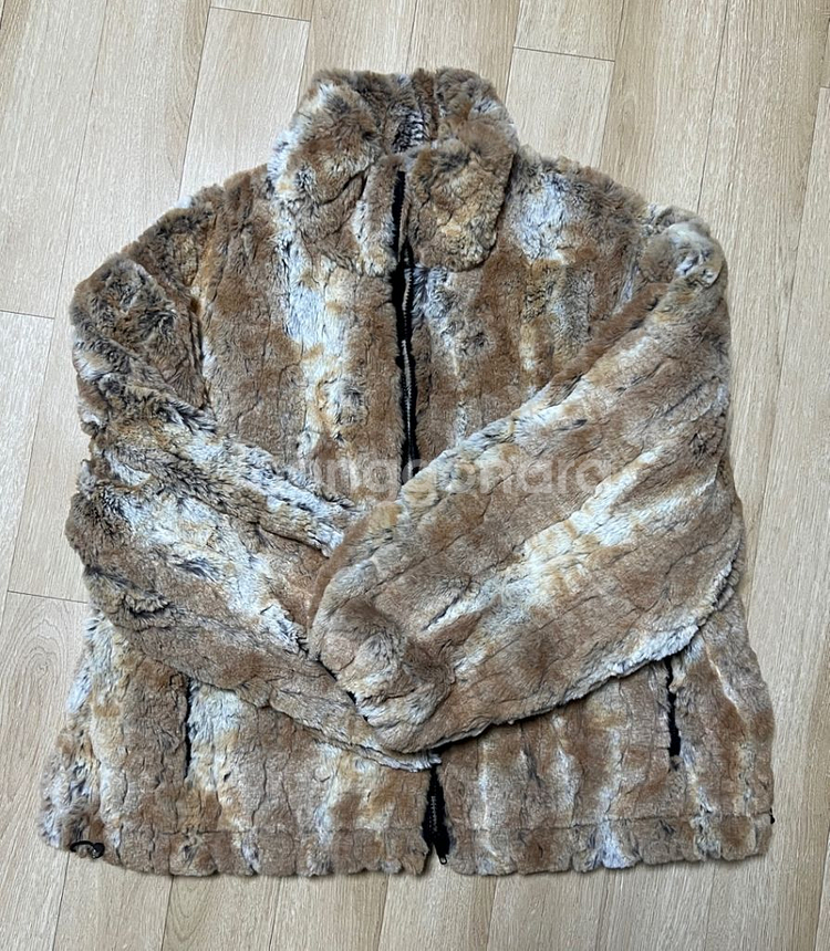 룩파인 퍼자켓 판매합니다--1