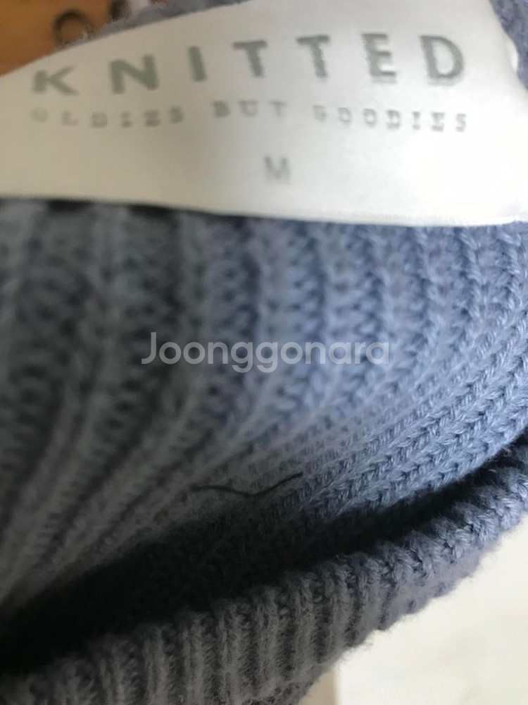 니티드 M사이즈 니트--1