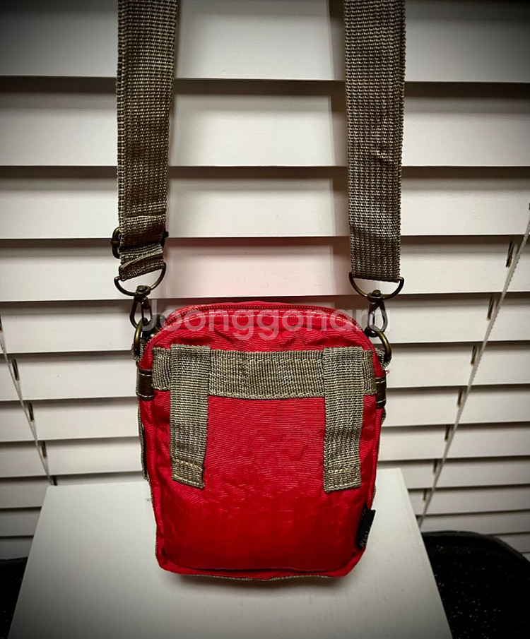 레드 크로스백 & 힙색(상태A급)--1