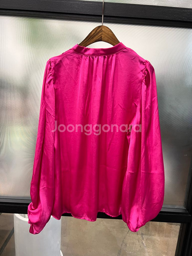 빈스카뮤토 정품 핑크 소매이쁜 블라우스(새제품)--4