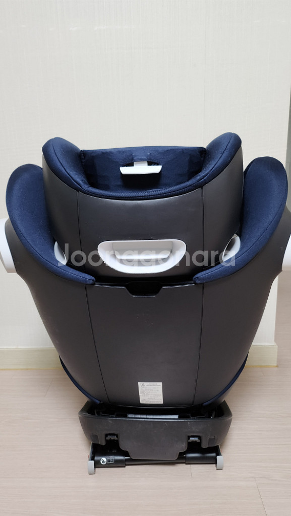 싸이벡스 주니어 카시트--2