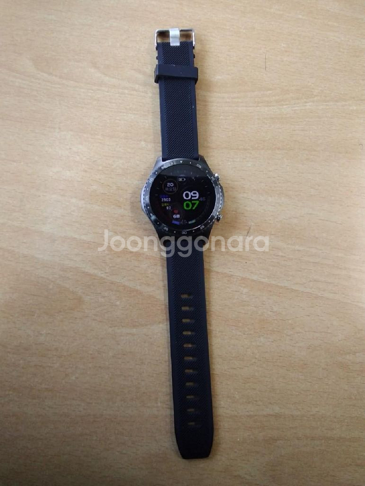 mv60 pro 스마트워치 팔아요~ (충전기 있음)--1