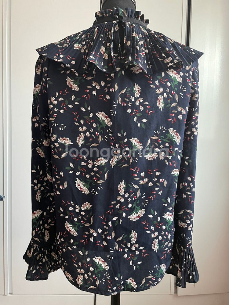 여성 프릴 꽃무늬 블라우스 (free size)--1