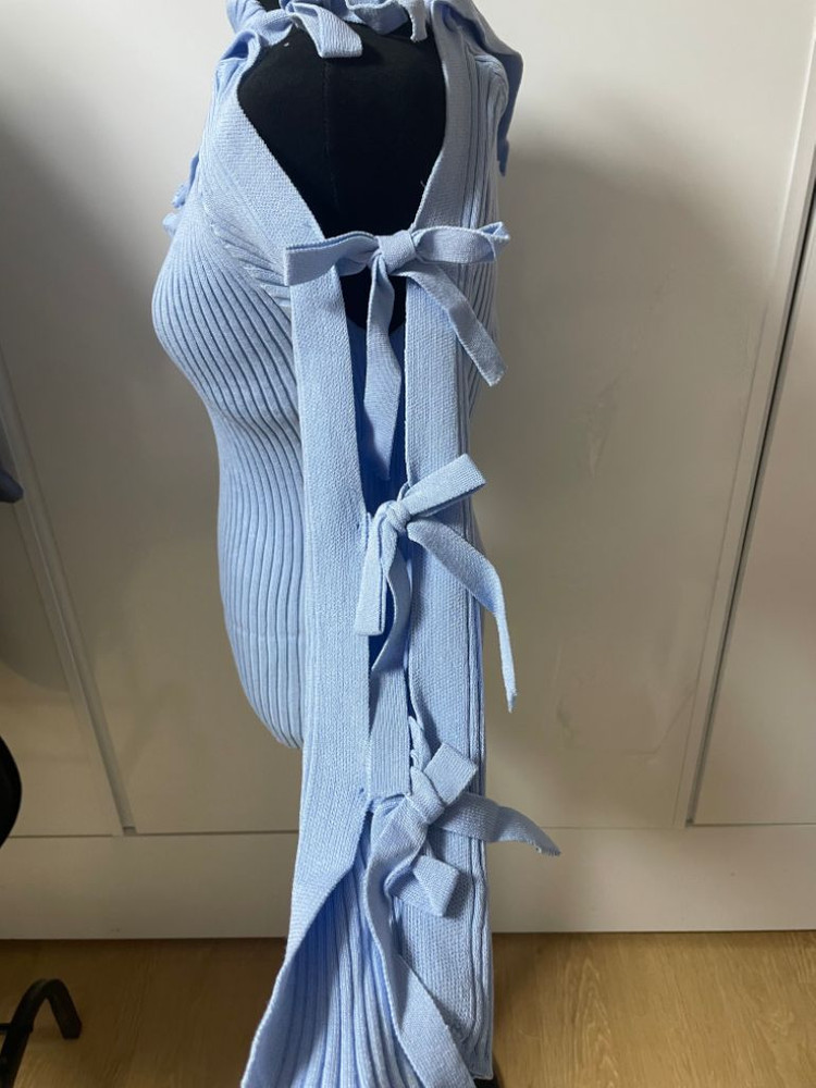 새상품 트임 리본 니트티--2