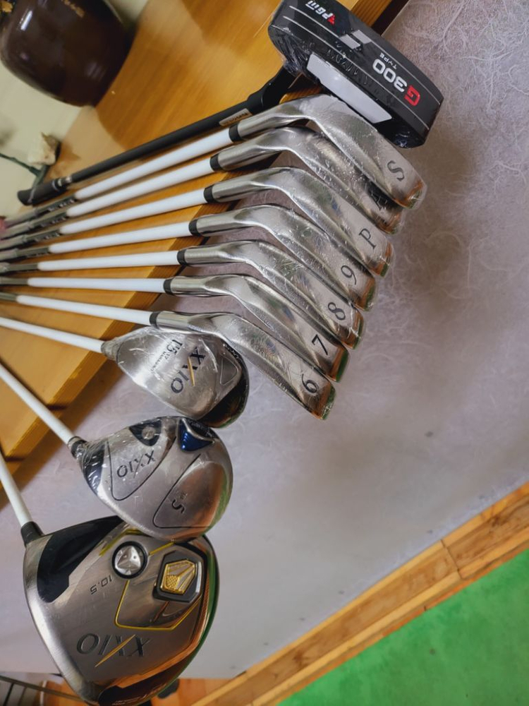 젝시오 여자골프채풀세트 바퀴형골프백 여성골프채 이미지