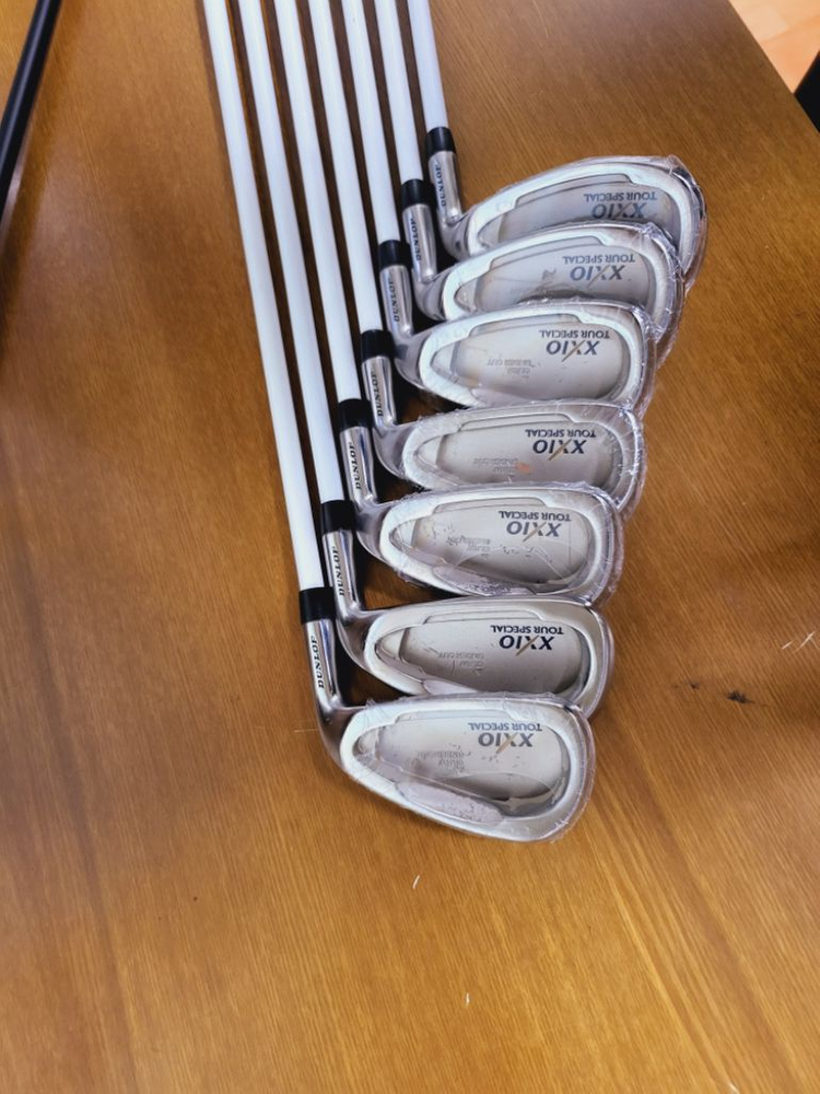 젝시오 여자골프채풀세트 바퀴형골프백 여성골프채 이미지