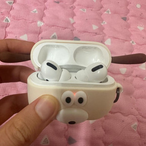 에어팟 프로 싸게 팔아요!