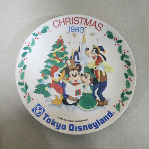 도쿄 디즈니랜드 1983년접시