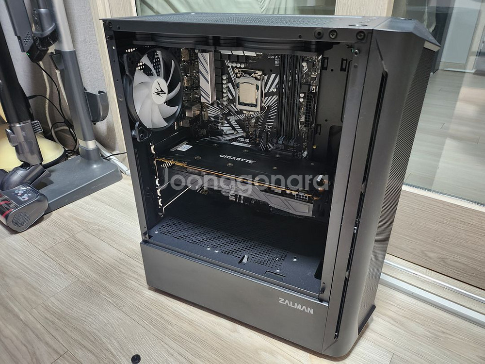 i7 8700k, Gtx 1080 기가바이트, 본체--2