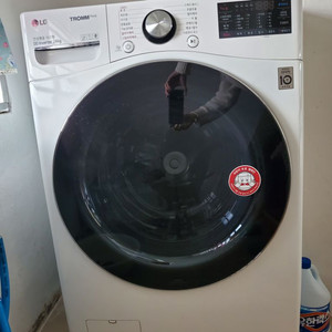 LG드럼 세탁기 24kg( F24WDD)