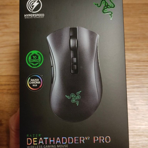 레이저 DeathAdder V2 pro 팝니다!