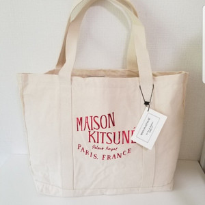 MAISON KITSUNE 정품 팔레로얄토드백