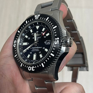 브라이틀링 슈퍼오션 스페셜 44mm