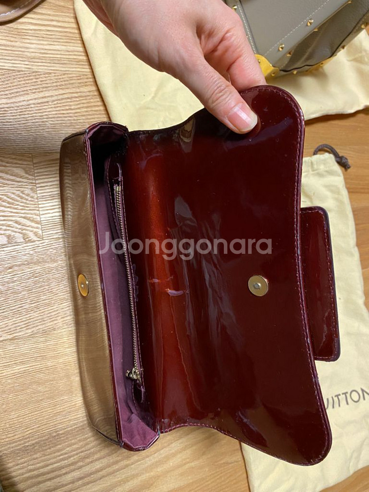 루이비통클러치와인컬러정품--1