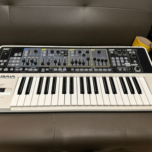 롤랜드 가이아 roland gaia sh-01